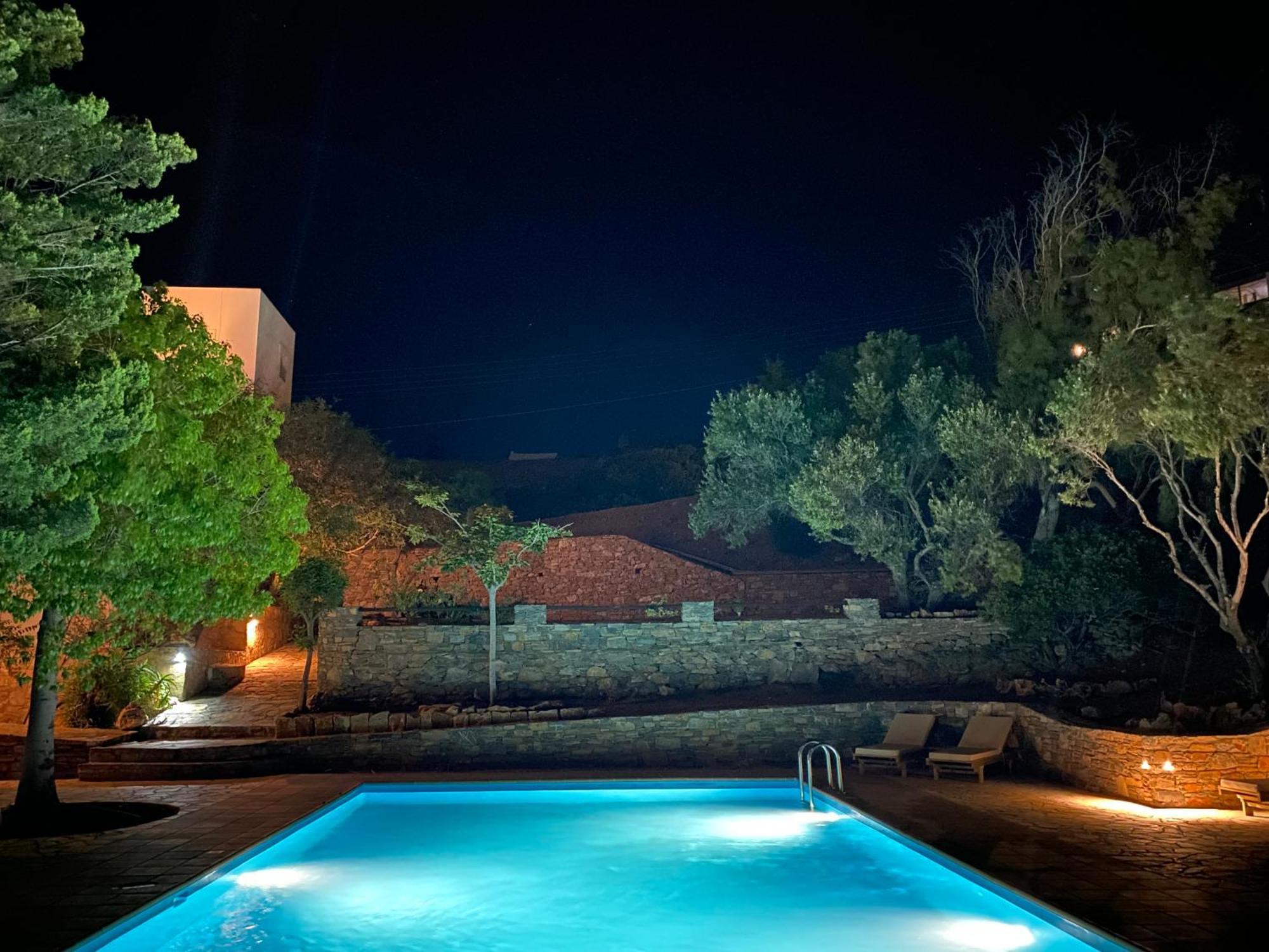 Apaggio Apartments Katapola Luaran gambar
