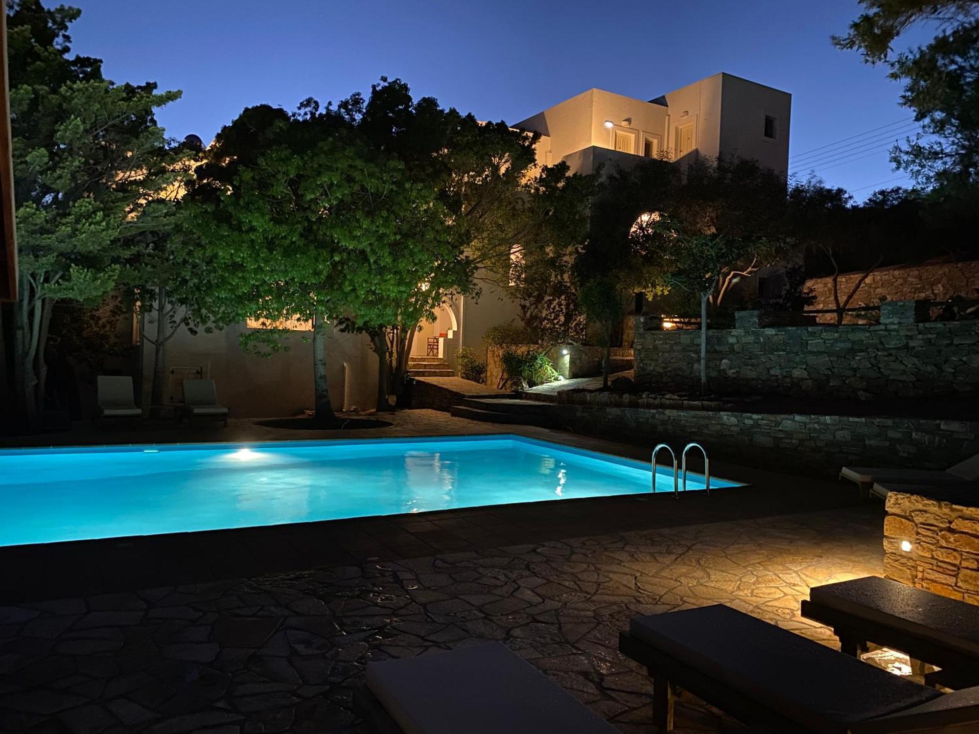 Apaggio Apartments Katapola Luaran gambar