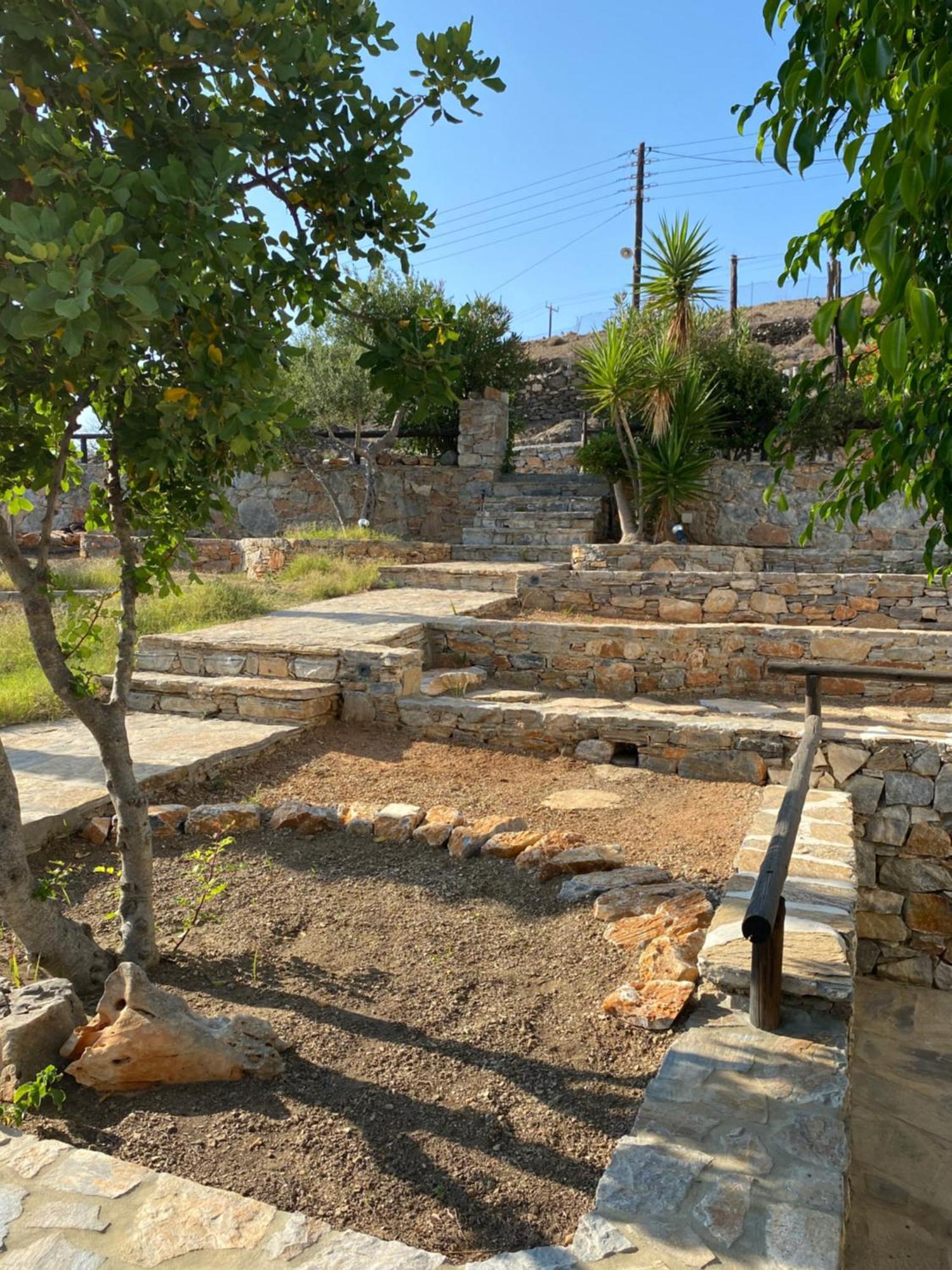 Apaggio Apartments Katapola Luaran gambar