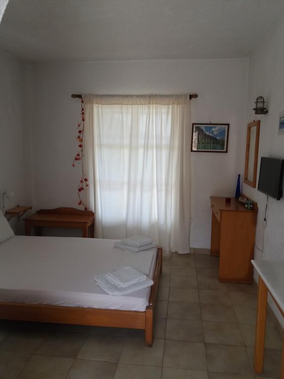 Apaggio Apartments Katapola Luaran gambar