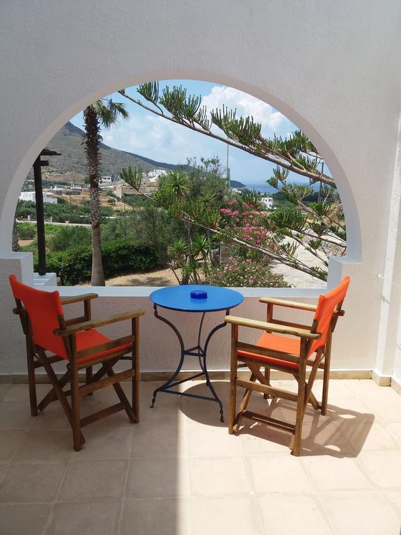 Apaggio Apartments Katapola Luaran gambar