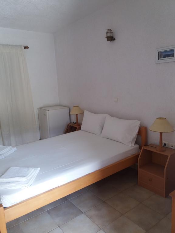 Apaggio Apartments Katapola Luaran gambar